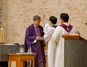 재의 수요일 사진 올립니다.

추가 사진은 네이버카페 빛사모 목동성당 사진첩에서 감상하실 수 있습니다. 카페주소 https://cafe.naver.com/mtcpic